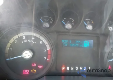 2013 Ford F-250 Xl z USA, uszkodzony, nr VIN 1FT7X2B67DEB13590